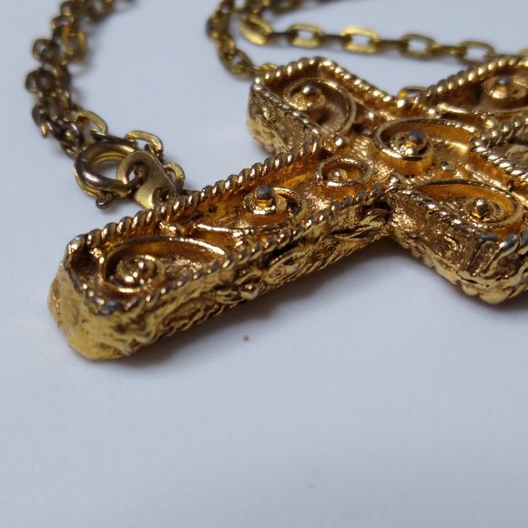 Vintage Metal Decorative Cross Necklace 23 Inches - Picture 7 of 14